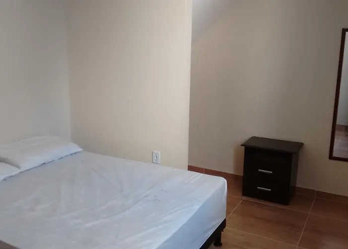 Casa Costa Azul - Praca Da Baleia